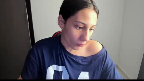 ivanna_essis online show from December 14, 10:50 pm