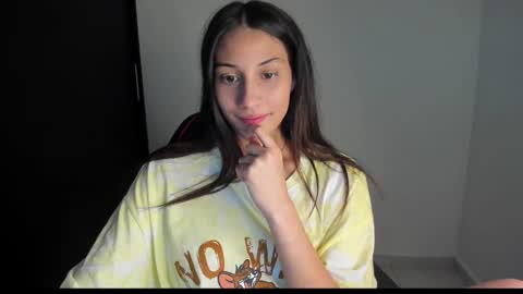 ivanna_essis online show from January 5, 4:36 am