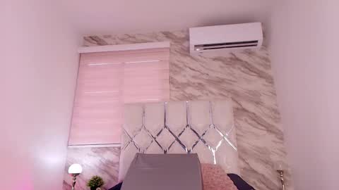 Snapshot of ivanna_vega_ chatting on March 12, 7:53 pm ivanna online show from March 12, 7:53 pm