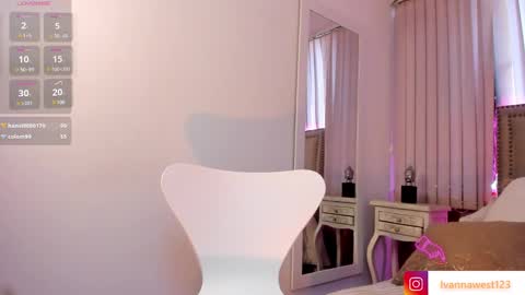 Snapshot of ivanna_west chatting on March 3, 5:39 pm Ivanna West online show from March 3, 5:39 pm