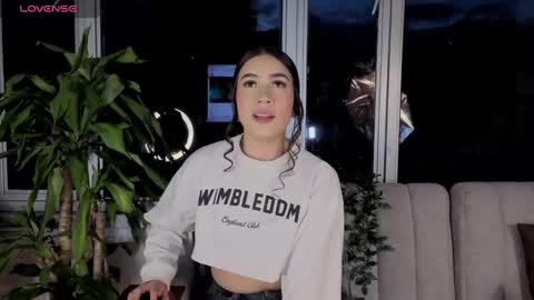 Snapshot of ivanna_west chatting on September 24, 10:29 am Ivanna West online show from September 24, 10:29 am