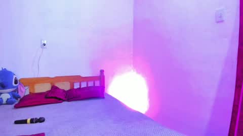 Snapshot of ivannaa18 chatting on March 30, 3:51 am ivannaa18 online show from March 30, 3:51 am