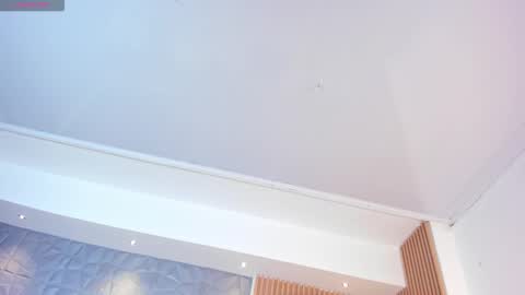 Snapshot of ivannafoxx_ chatting on March 7, 10:23 am ivanna online show from March 7, 10:23 am