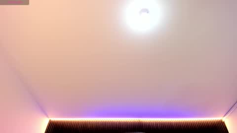 Snapshot of ivannafoxx_ chatting on March 20, 10:42 am ivanna online show from March 20, 10:42 am