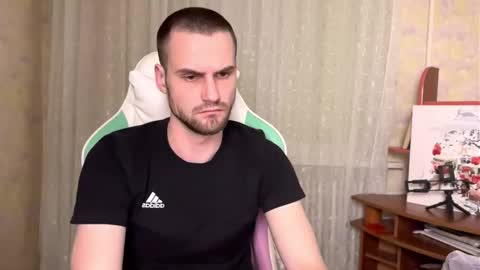 Snapshot of iveran_love1 chatting on December 14, 6:56 pm iveran online show from December 14, 6:56 pm