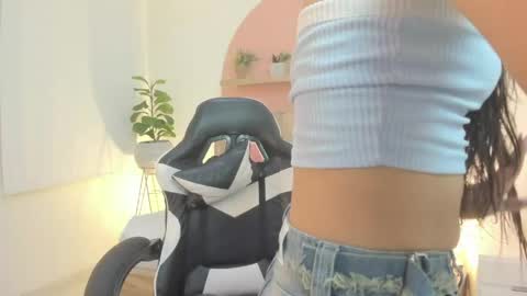 I V E T T E online show from May 16, 7:12 pm