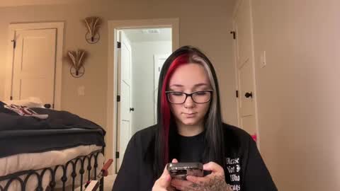 ivey jade online show from October 2, 6:42 am