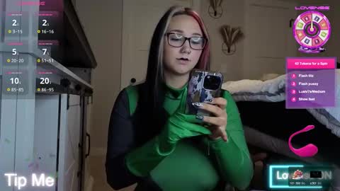 ivey jade online show from October 14, 5:19 am