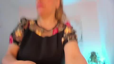 Ivonne online show from April 30, 12:55 pm