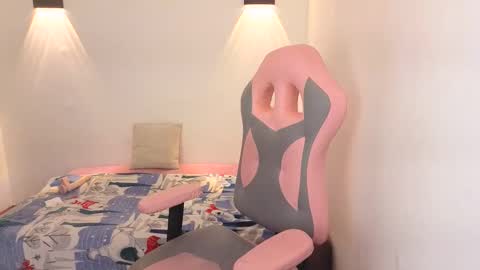 IVONNE online show from February 12, 1:55 am