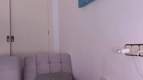 Snapshot of ivonne_hilton chatting on February 19, 9:06 am Ivonne online show from February 19, 9:06 am