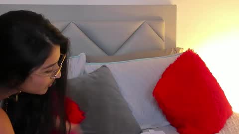 Snapshot of ivonne_lennox chatting on February 21, 9:32 pm Ivonne Lennox online show from February 21, 9:32 pm