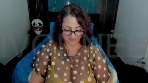 Ivonne online show from August 7, 1:18 am