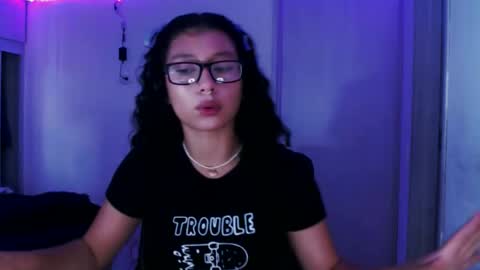 ivonny111 online show from February 9, 7:40 pm