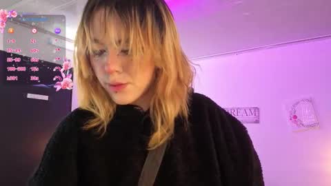 Snapshot of ivonny_sakura chatting on March 20, 11:59 am Ivonny online show from March 20, 11:59 am