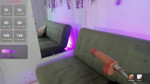 Snapshot of ivonny_secret chatting on May 16, 9:13 pm ivonny_secret online show from May 16, 9:13 pm