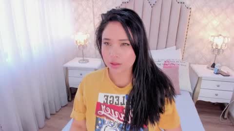 Ivonny Lee online show from April 3, 12:47 pm