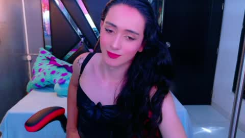 Snapshot of ivony_giselle chatting on April 1, 2:25 pm ivony giselle online show from April 1, 2:25 pm