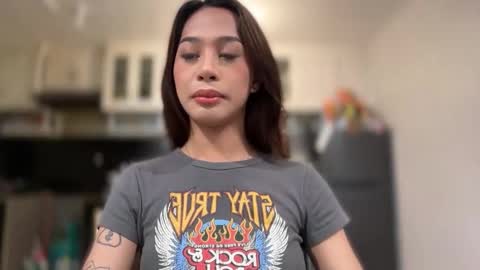 kirstenelsie online show from November 21, 1:04 am