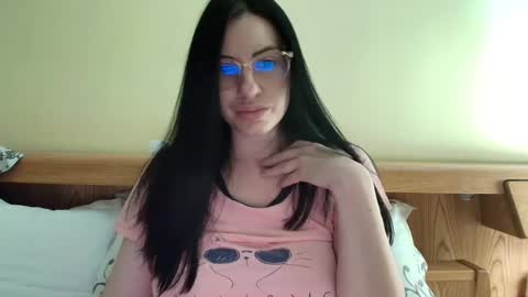 Ivory online show from December 3, 3:55 pm