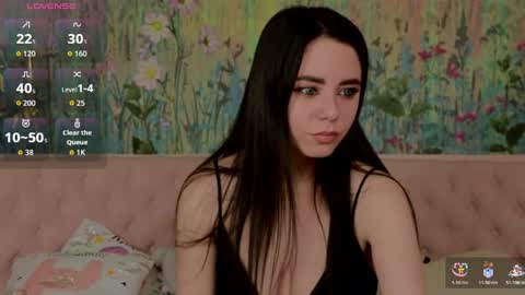 Snapshot of ivorywood_ chatting on April 24, 6:32 pm ivorywood_ online show from April 24, 6:32 pm