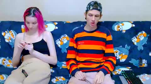 Snapshot of ivy__lester chatting on September 27, 5:07 pm Ivy and Lester online show from September 27, 5:07 pm