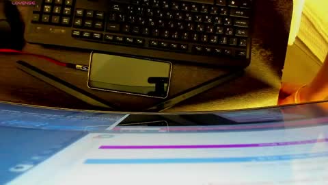 Snapshot of ivy__ross chatting on April 2, 1:47 am Ivy online show from April 2, 1:47 am