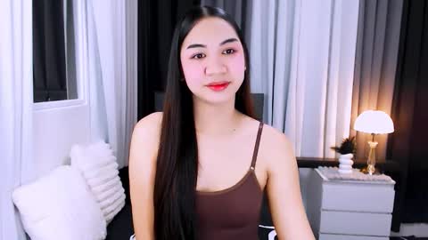 Snapshot of ivy_fucks chatting on December 16, 6:18 am ivy_fucks online show from December 16, 6:18 am