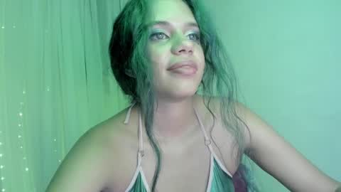 Snapshot of ivy_layla0 chatting on January 12, 7:11 am Ivy Layla online show from January 12, 7:11 am