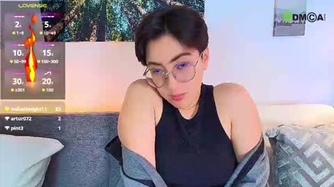 Snapshot of ivy_miller01 chatting on September 16, 1:01 pm ivy online show from September 16, 1:01 pm