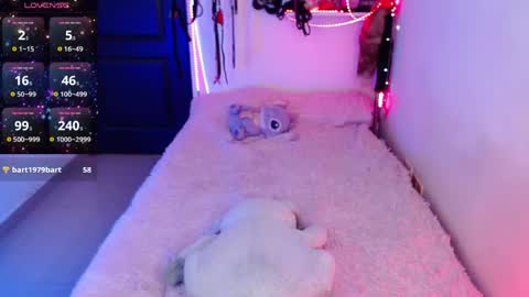 Snapshot of ivy_rosse chatting on April 17, 4:43 pm You can find more of me here online show from April 17, 4:43 pm