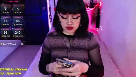 Snapshot of ivy_rosse chatting on June 9, 3:23 pm You can find more of me here online show from June 9, 3:23 pm