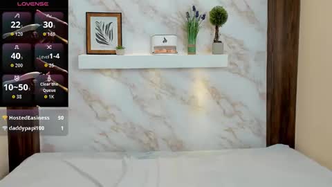 Snapshot of ivybliss8 chatting on March 22, 6:22 pm i v y b l i s s online show from March 22, 6:22 pm