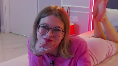  Ivy  online show from February 6, 5:49 pm