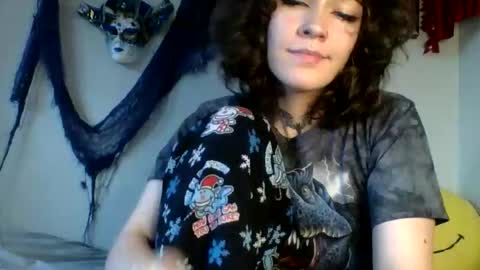 IVY DEVILL online show from November 26, 2:18 pm