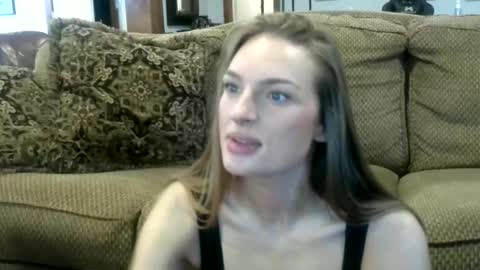 Snapshot of ivygrave chatting on November 14, 4:06 pm ivygrave online show from November 14, 4:06 pm