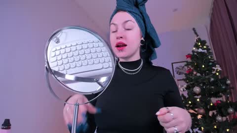 IVY - Follow me 3 online show from January 5, 6:35 am