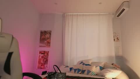 IVY - Follow me 3 online show from October 7, 10:34 am