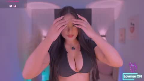 Snapshot of ivyjonesx chatting on July 25, 6:05 pm Ivy online show from July 25, 6:05 pm
