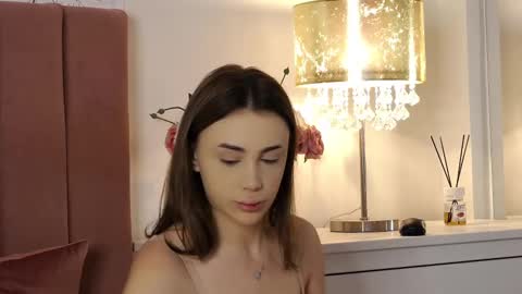 Snapshot of ivymoon_ chatting on February 11, 6:51 am Ivy online show from February 11, 6:51 am
