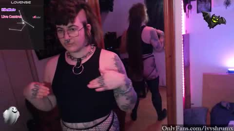 Ivy ShrumX online show from December 4, 2:10 am