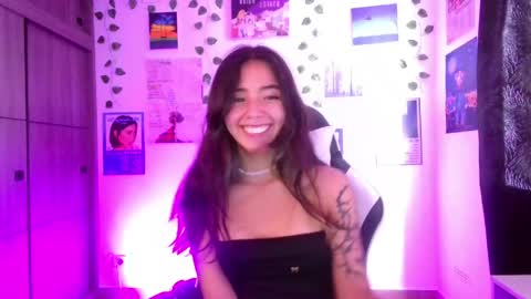 Ivy  online show from April 13, 6:35 pm