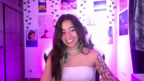 Ivy  online show from April 15, 7:54 pm