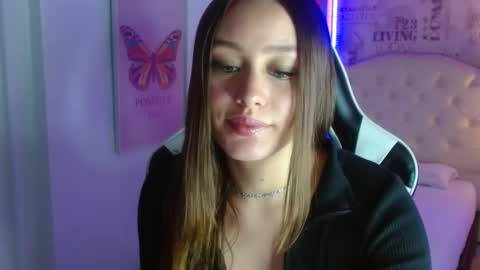 Ivy online show from February 27, 9:04 pm
