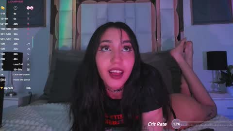 Ivy Pierce  online show from March 3, 3:20 pm