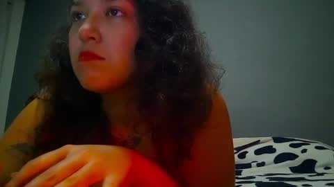 Snapshot of iwannabeyoursl4ve chatting on March 8, 12:44 am iwannabeyoursl4ve online show from March 8, 12:44 am