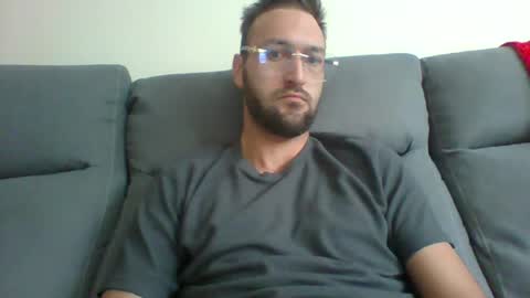 iwannaseeyourassnboobs69 online show from July 22, 1:14 pm