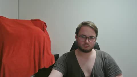 Snapshot of iwantfucknow chatting on February 15, 9:22 pm iwantfucknow online show from February 15, 9:22 pm