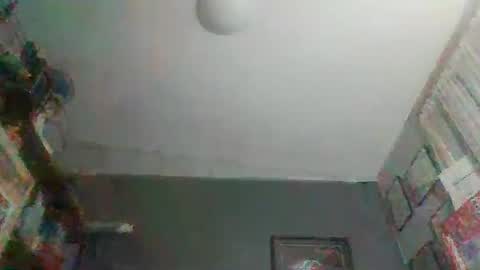 Snapshot of iwanttodoextremethings chatting on October 21, 11:55 am iwanttodoextremethings online show from October 21, 11:55 am