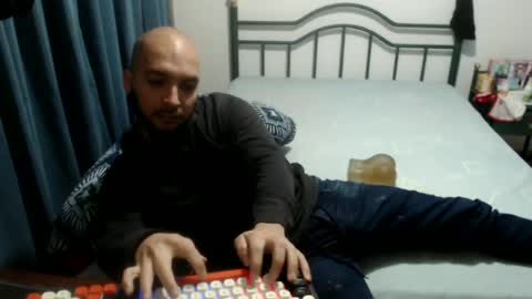 iwanturarse online show from July 7, 5:54 am